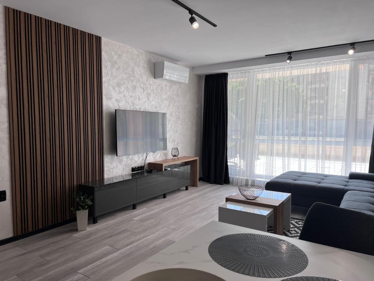 A-Brilliant, New! Spacious & Modern Apartment In Varna Whit Garage Εξωτερικό φωτογραφία